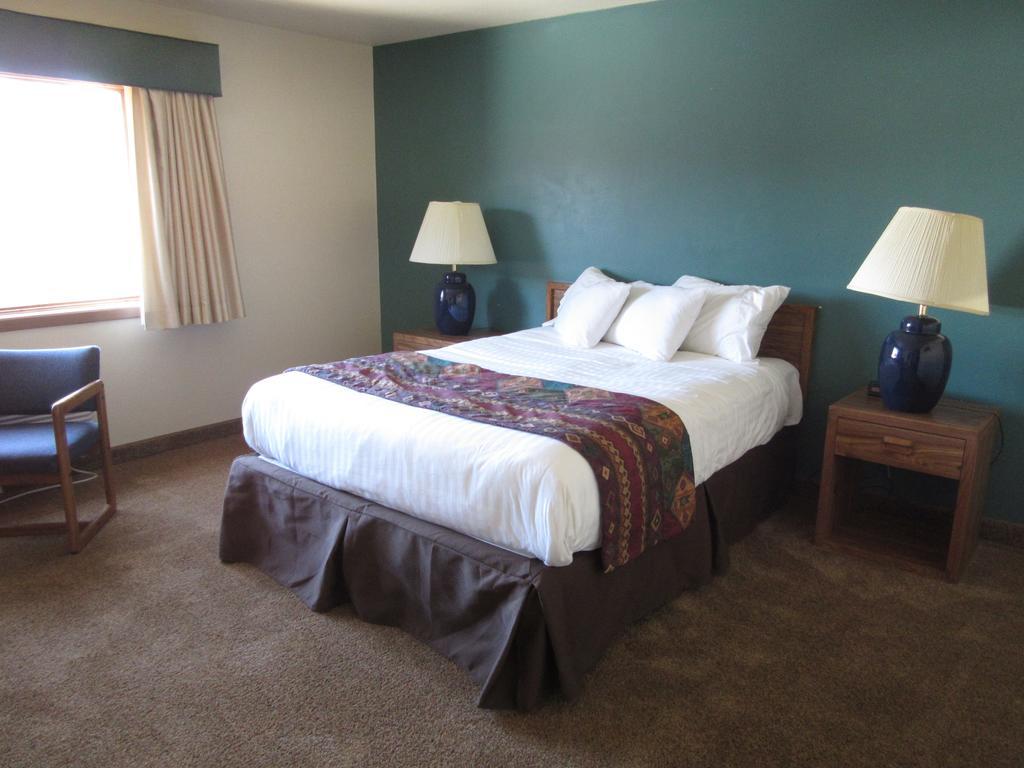 Al'S Westward Ho Motel West Yellowstone Eksteriør billede