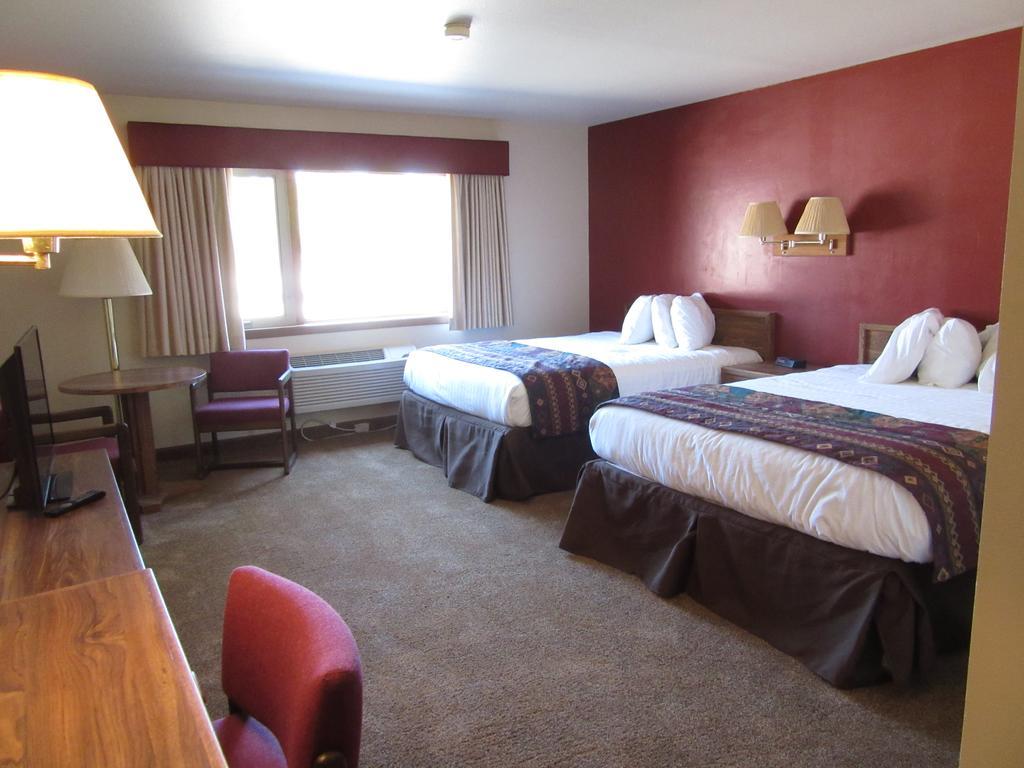 Al'S Westward Ho Motel West Yellowstone Eksteriør billede